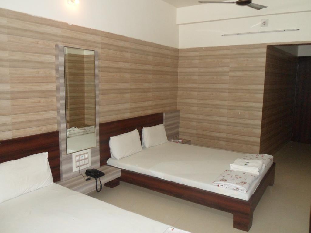 Hotel Madhusudan Dwarka (Gujarat) Quarto foto